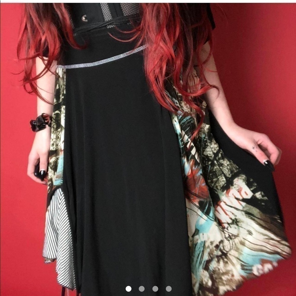 Flowey layered vintage punk skirt 🤍🖤​​​​​​​​​​​​​​​​​​​​​​​​​​